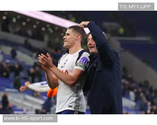 热刺对范德芬表现满意拟加薪续约以留住核心球员